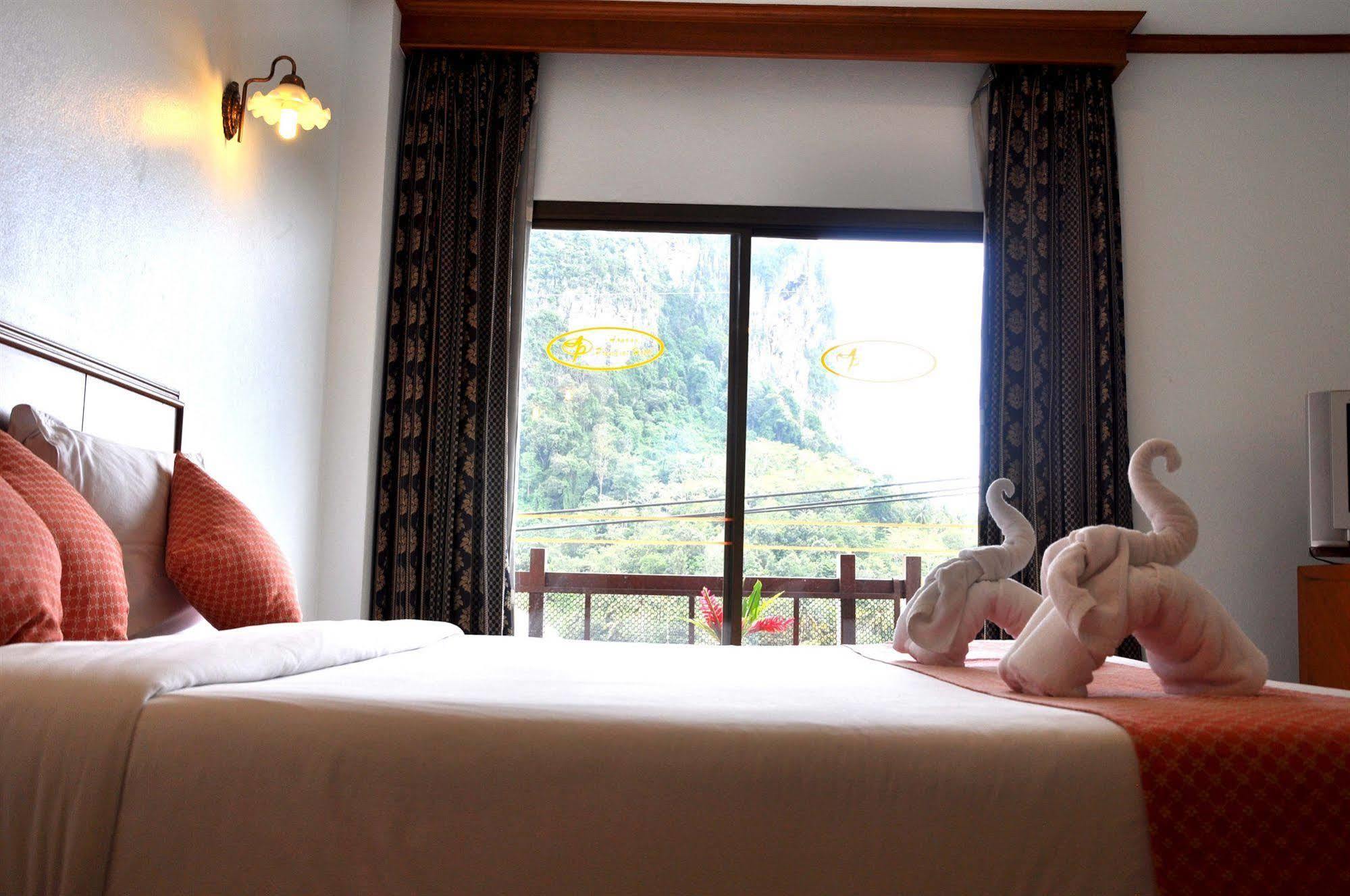 OYO 385 Aonang President Hotel Ao Nang Buitenkant foto